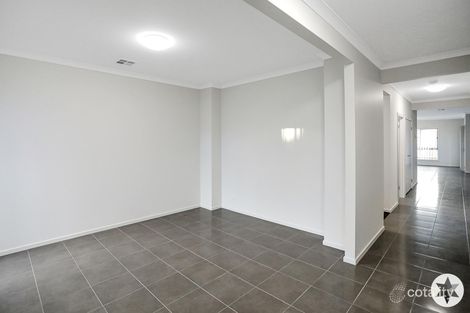 Property photo of 27 Oakridge Street Point Cook VIC 3030