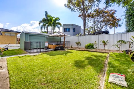 Property photo of 53 Bamboo Avenue Bundall QLD 4217