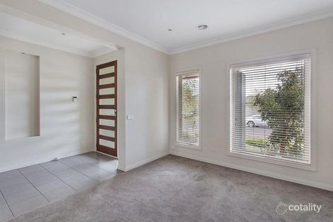 Property photo of 12 Tyler Crescent Tarneit VIC 3029