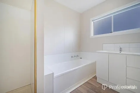 Property photo of 220 King Street Hamilton VIC 3300