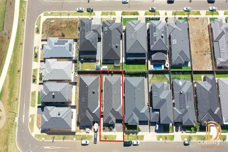 Property photo of 41 Iverson Circuit Deanside VIC 3336