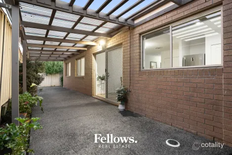 Property photo of 3/6A Iris Place Pakenham VIC 3810