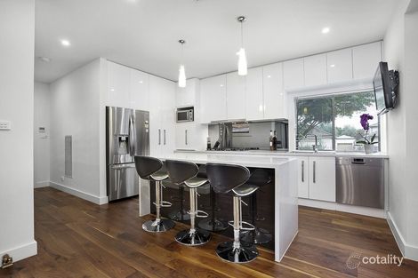 Property photo of 18 Dega Avenue Bentleigh East VIC 3165