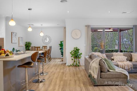 Property photo of 9 Kirwan Close Mount Clear VIC 3350