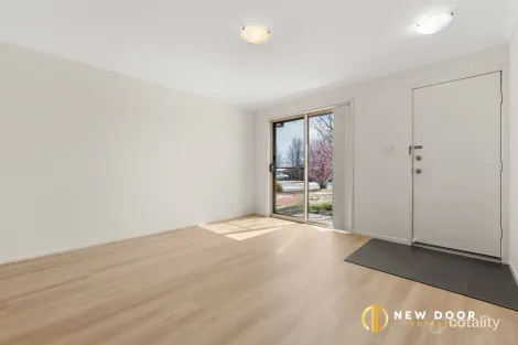 Property photo of 23 Audrey Cahn Street Macgregor ACT 2615