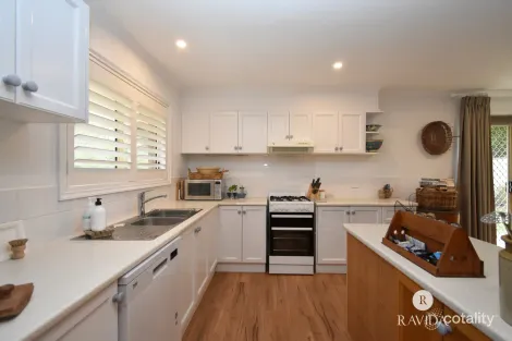 Property photo of 35 Albert Road Beechworth VIC 3747