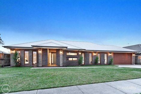 216 Flaxen Hills Rd, Doreen, VIC 3754