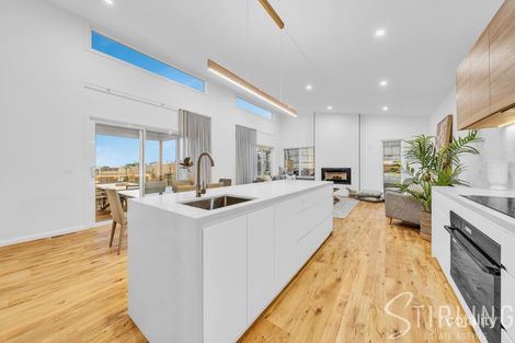 Property photo of 16 Longfin Crescent San Remo VIC 3925