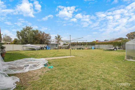 Property photo of 72 James Cook Avenue Howlong NSW 2643