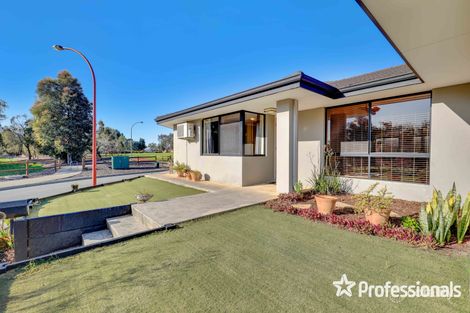 Property photo of 34 Balgarup Drive Gosnells WA 6110