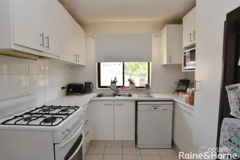 Property photo of 65 Sophie Drive Orange NSW 2800