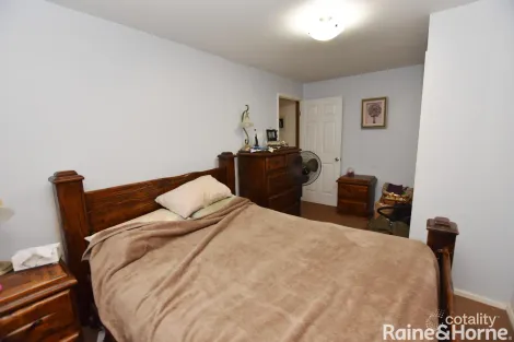 Property photo of 65 Sophie Drive Orange NSW 2800