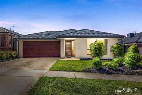 Property photo of 25 Corymbia Promenade Pakenham VIC 3810