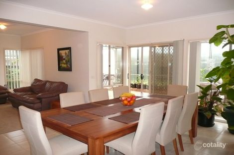 Property photo of 19 Peppermint Crescent Manor Lakes VIC 3024