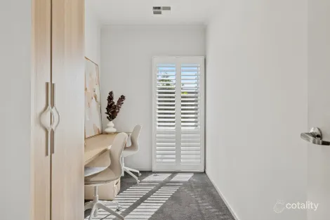 Property photo of 2 Myrtle Grove Mount Barker SA 5251