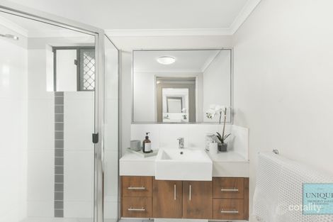 Property photo of 20/1-15 Robson Street Mooroobool QLD 4870