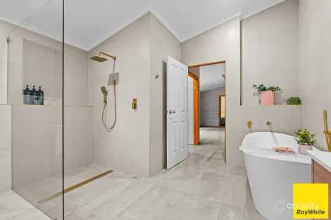 Property photo of 17 Littles Road Gordonvale QLD 4865