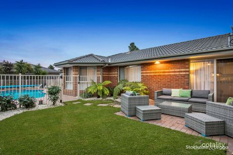 Property photo of 1 Kingsbarn Court Cranbourne VIC 3977