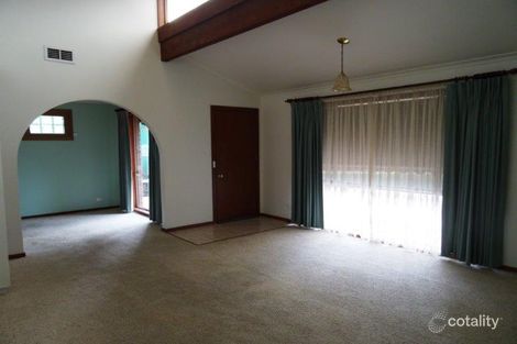Property photo of 2/174 Retreat Road Spring Gully VIC 3550