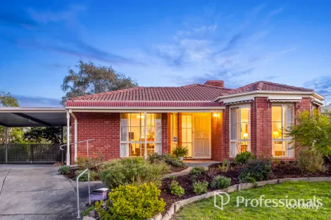 Property photo of 44 Jarryd Crescent Berwick VIC 3806