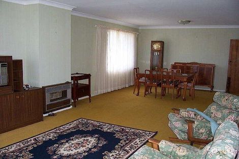 Property photo of 9 Lakeview Crescent Forster NSW 2428