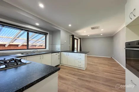 Property photo of 2 Lotus Place Parkes NSW 2870