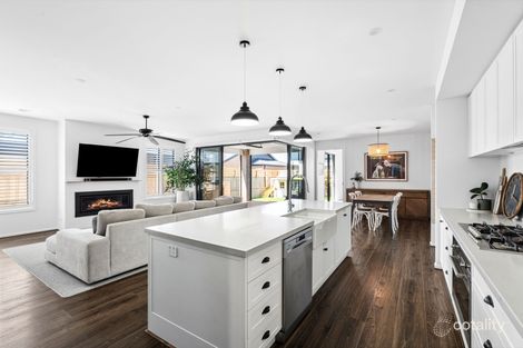 Property photo of 14 Glory Way Armstrong Creek VIC 3217