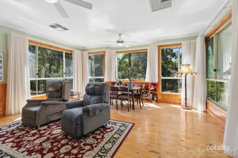 42 Western Ave, Hepburn, VIC 3461