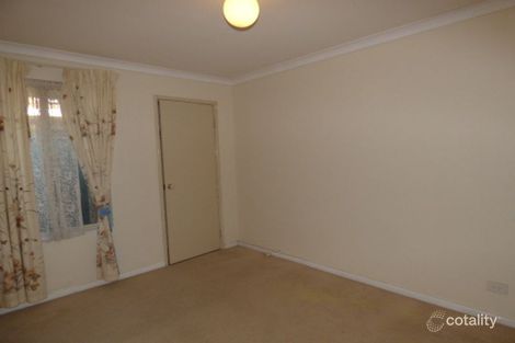 Property photo of 29 Davidia Lake Drive Canning Vale WA 6155