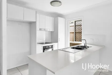 Property photo of 26 Dew Street Yarrabilba QLD 4207