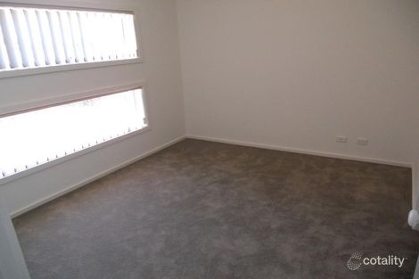 Property photo of 28/40 McCubbin Way Caroline Springs VIC 3023