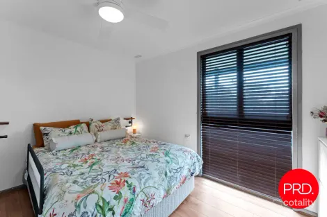 Property photo of 2 Hakea Street Karabar NSW 2620