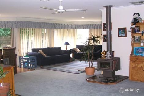 Property photo of 341 Ormond Road Narre Warren South VIC 3805