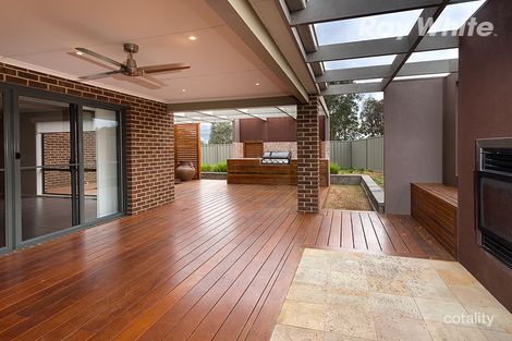 Property photo of 5 Whitebox Circuit Thurgoona NSW 2640