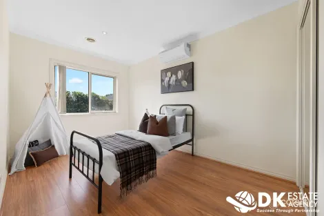 Property photo of 23 Meadowview Way Cairnlea VIC 3023