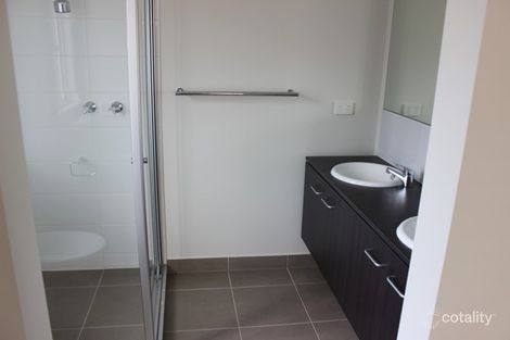 Property photo of 2/5 Mitchell Avenue Ashwood VIC 3147
