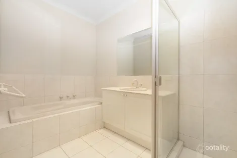 Property photo of 3/10 Winmalee Road Balwyn VIC 3103