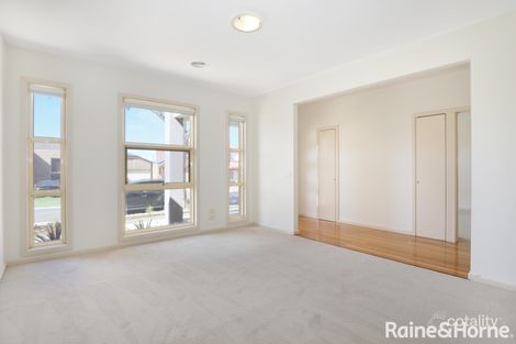 Property photo of 7 Yalumba Way Roxburgh Park VIC 3064