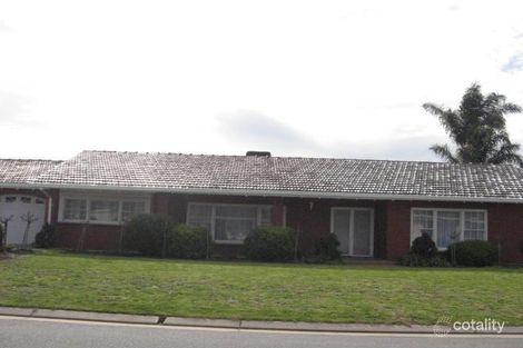 8 Katcomba Ct, West Lakes, SA 5021