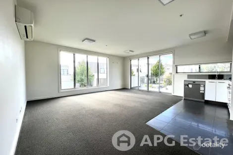 2/6 Yarra Bing Cres, Burwood, VIC 3125