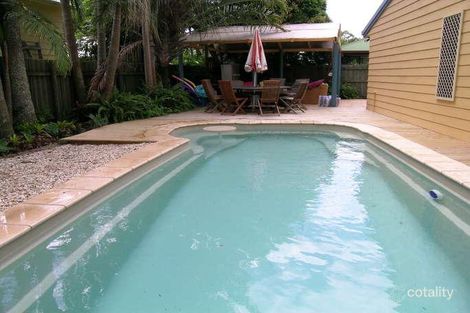 18 Nungo St, Pacific Paradise, QLD 4564