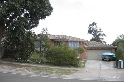 Property photo of 1 Glover Court Berwick VIC 3806