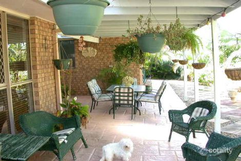 Property photo of 40 Windsor Place Carindale QLD 4152
