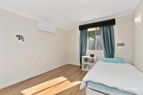 Property photo of 131 Telford Crescent Stirling WA 6021