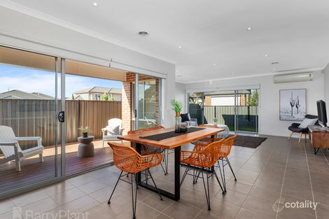 Property photo of 3 Mowbray Drive Point Cook VIC 3030
