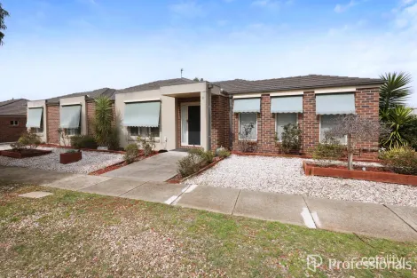 Property photo of 4/37 Lomandra Bowl Harkness VIC 3337