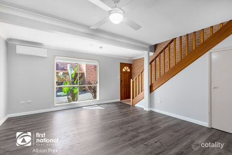Property photo of 8/30-32 Bateman Avenue Albion Park Rail NSW 2527