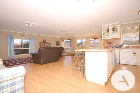 Property photo of 7 Ebeling Court Nicholls ACT 2913