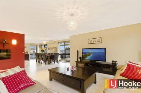 Property photo of 8 Somersby Circuit Acacia Gardens NSW 2763