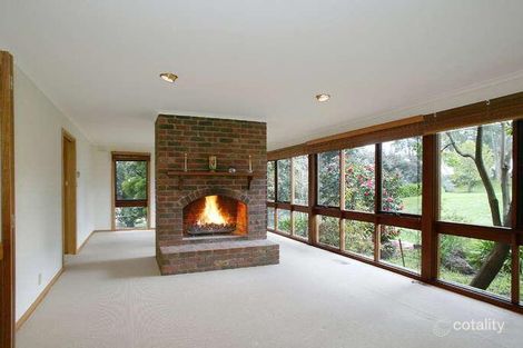 Property photo of 10 Aylesbury Way Warrandyte VIC 3113